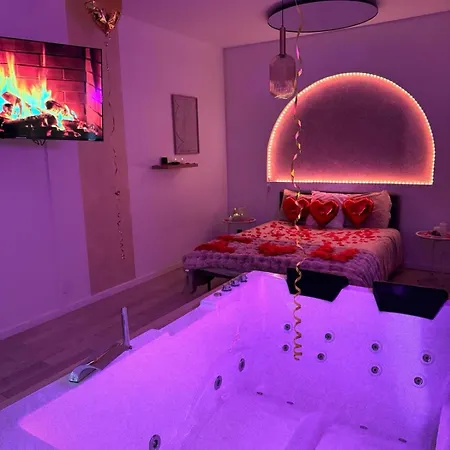 Mb Loveroom Jacuzzi Apartman