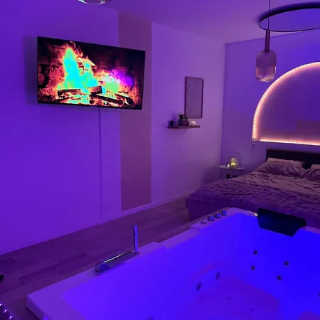 Apartman Mb Loveroom Jacuzzi *